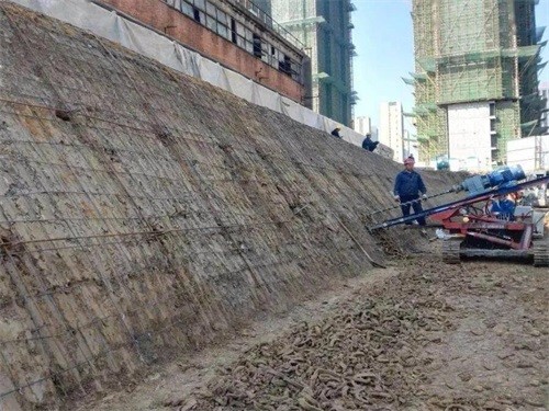 平桥建筑边坡支护